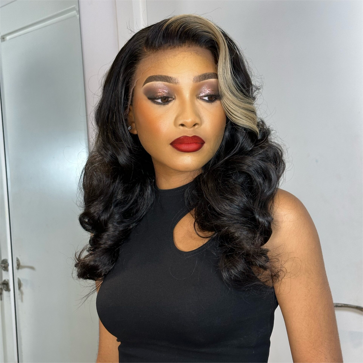 Side Light Blonde Bangs Wavy 13x4 Lace Frontal Wig Instyle wig