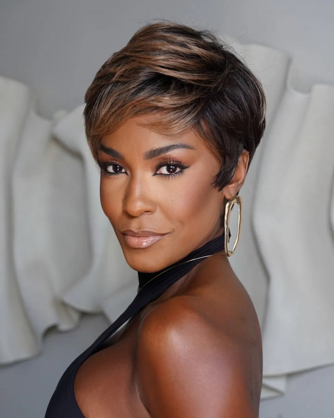 Wear & Go Dark Blonde Highlighted Pixie Short Wig