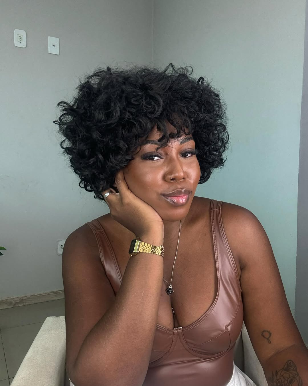Black Short Curly Bob Wig With Bang