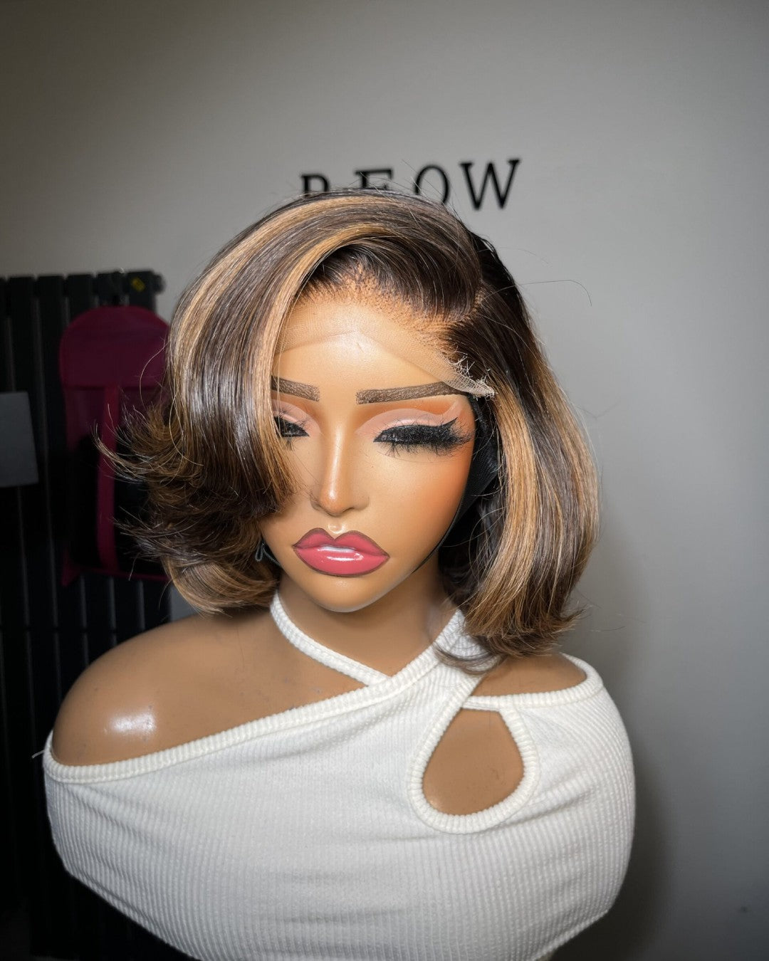 Chic Layered Bob Brown Highlighted 5x5 Lace Closure Wig