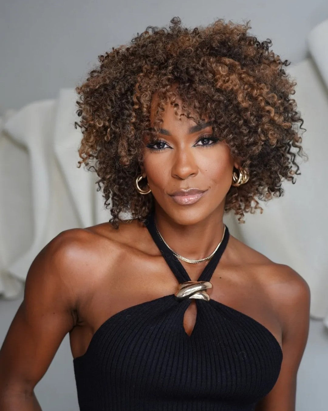 Wear & Go Honey Blonde Highlights Afro Kinky Coily Glueless Bob Wig With Bangs