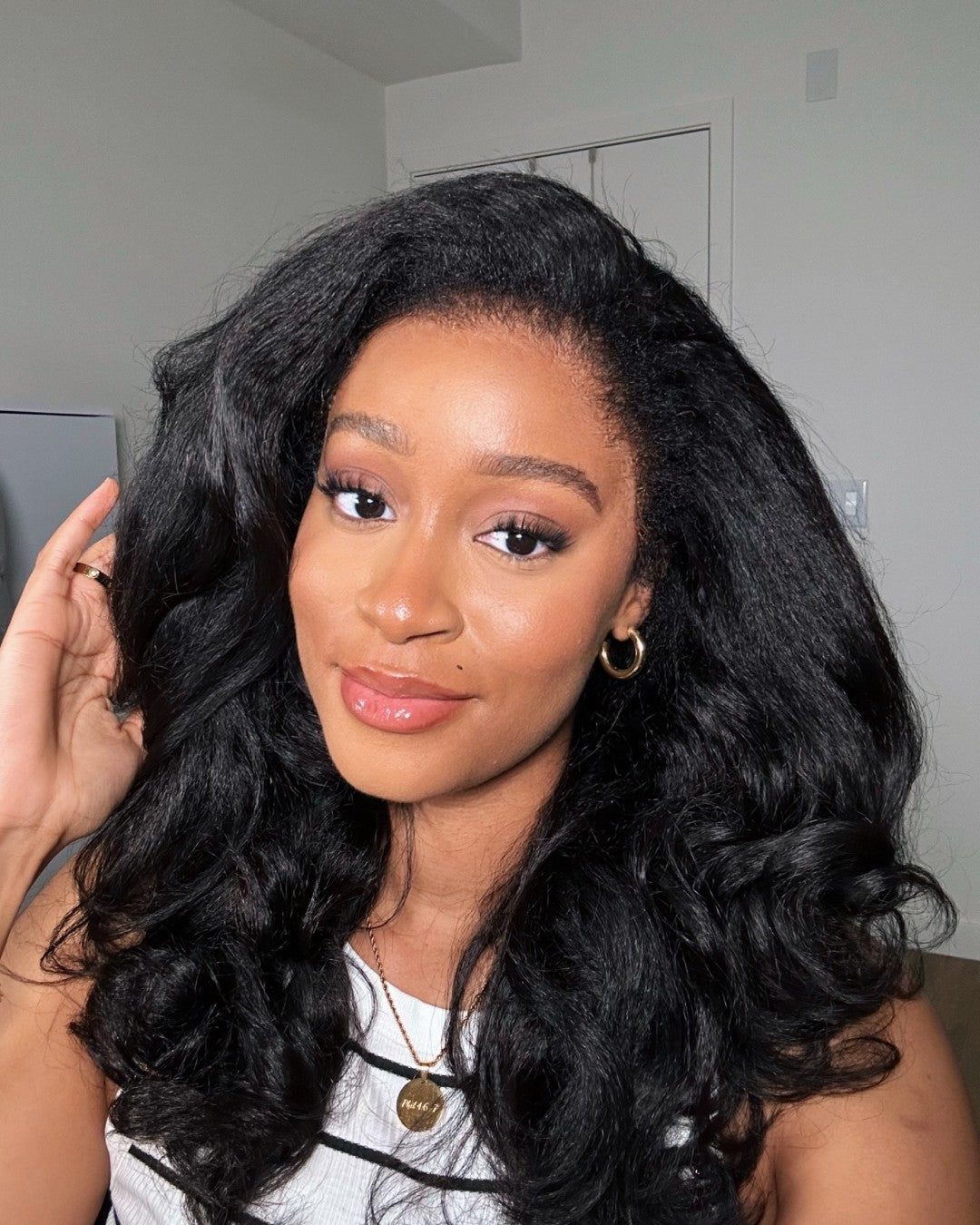 Side Part Wavy With Kinky Edges 13x4 Lace Front Wig