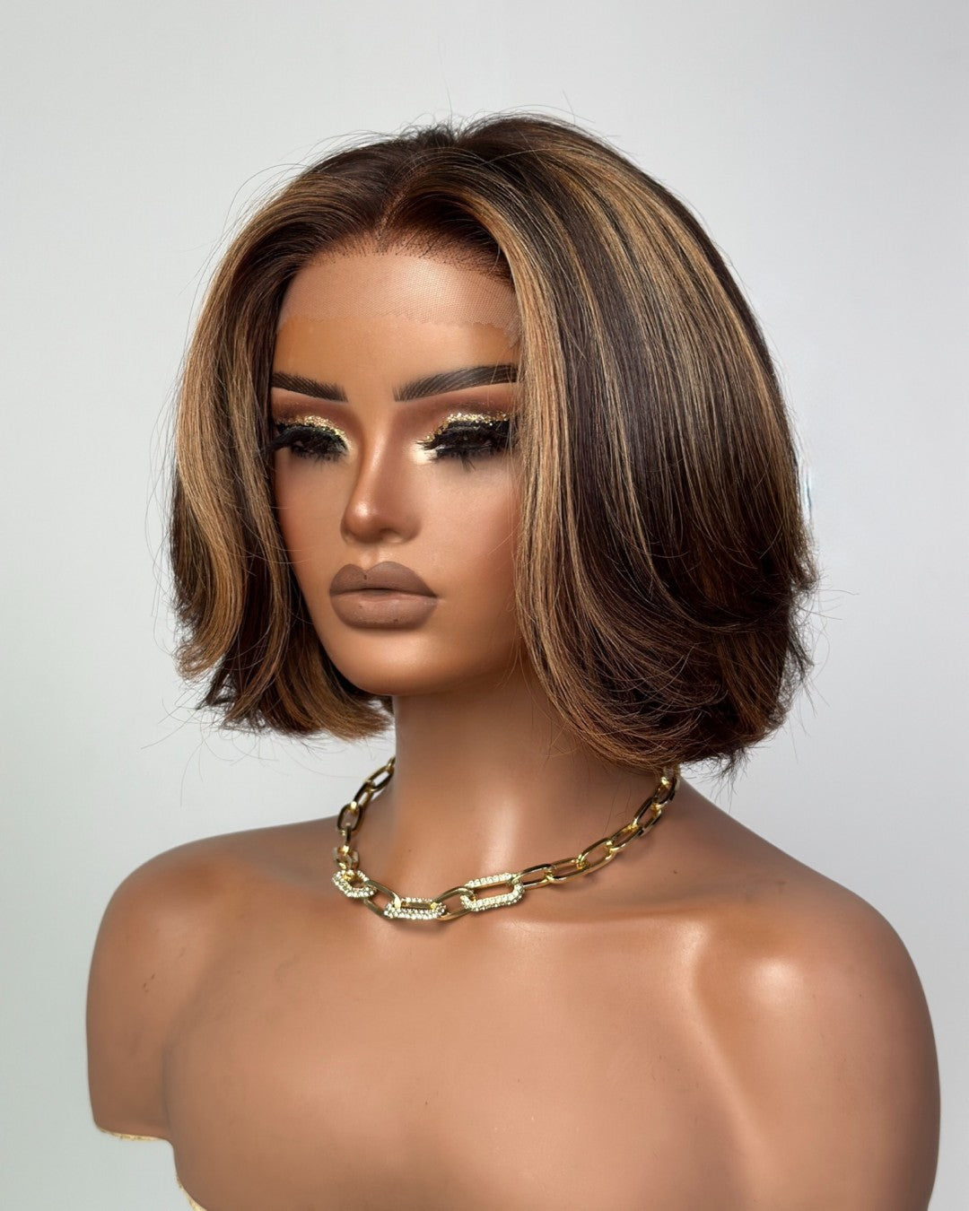 P4/27 Highlights Blowout Wavy Short Bob 5x5 Lace Closure Wig