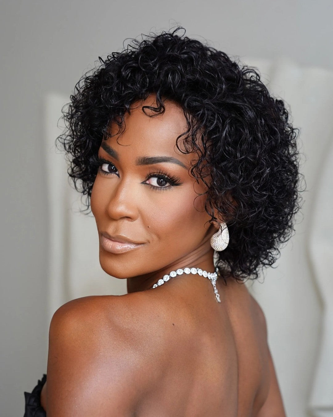 Wet-on and voluminous wavy curly afro wig