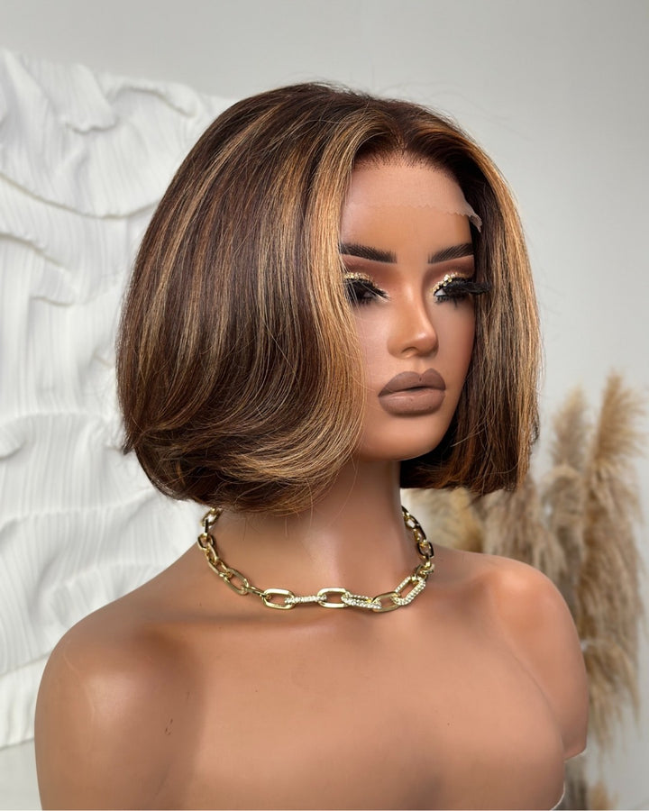 P4/27 Highlights Blowout Wavy Short Bob 5x5 Lace Closure Wig