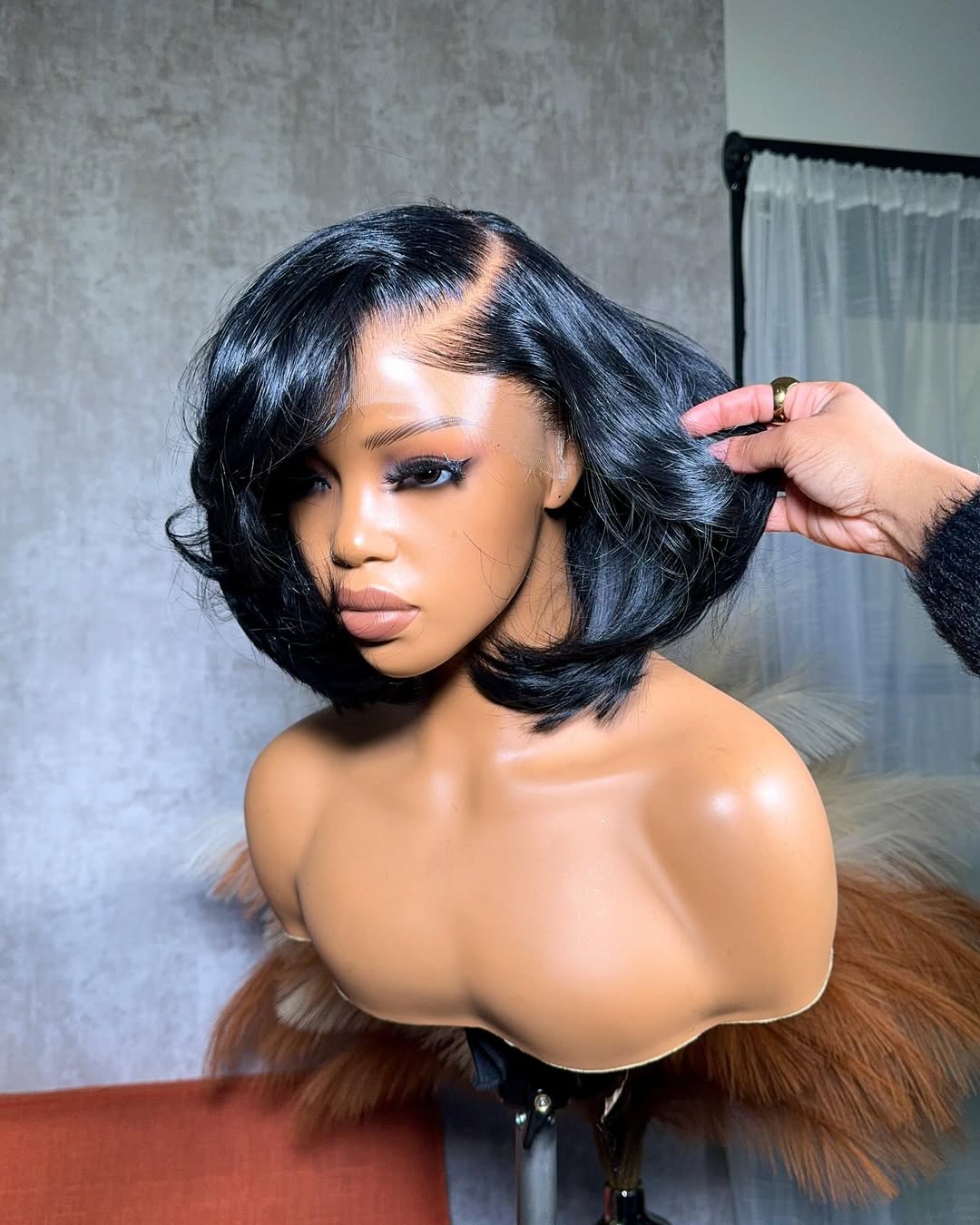 Heavy Layering Style Raw Indian Wavy Lace Closure Wig